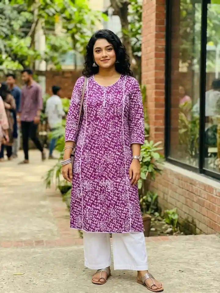 প্রিমিয়াম ওয়ান পিস কুর্তি - স্টার ডিজাইন